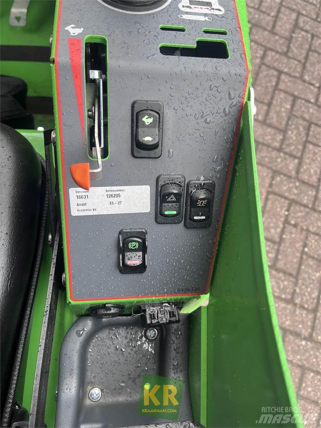 Avant E6 前装载和挖掘机