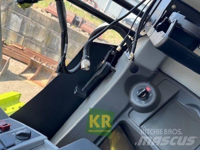 CLAAS LEXION 750 联合收割机