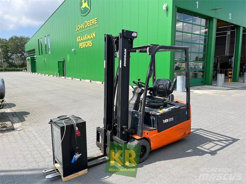 Doosan B18T 电动叉车
