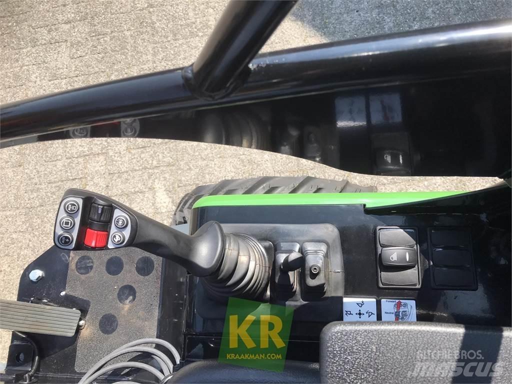 GiANT G2200E 前装载和挖掘机
