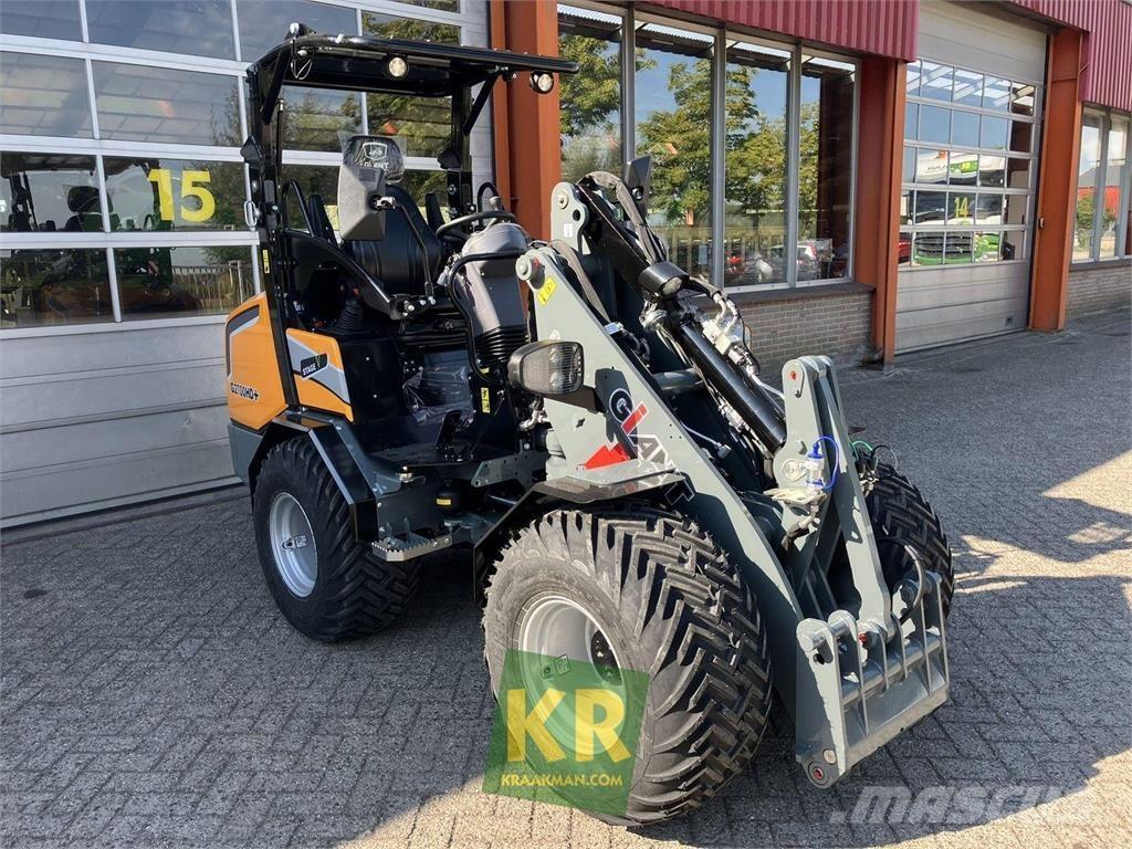 GiANT G2700 HD+ 前装载和挖掘机