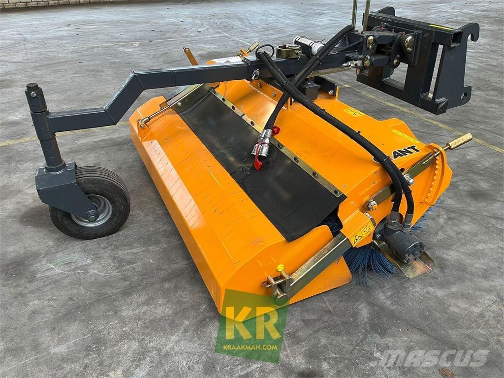 GiANT Veegmachine 扫地机