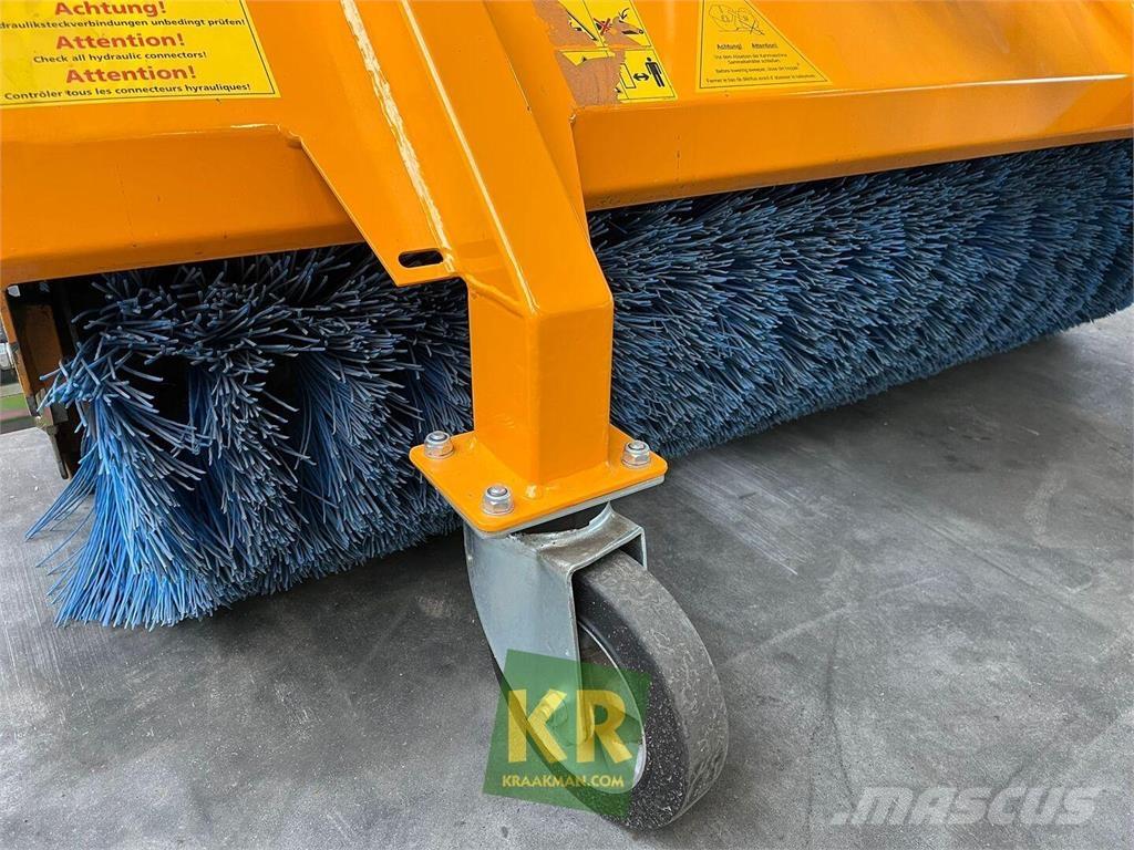 GiANT Veegmachine 扫地机