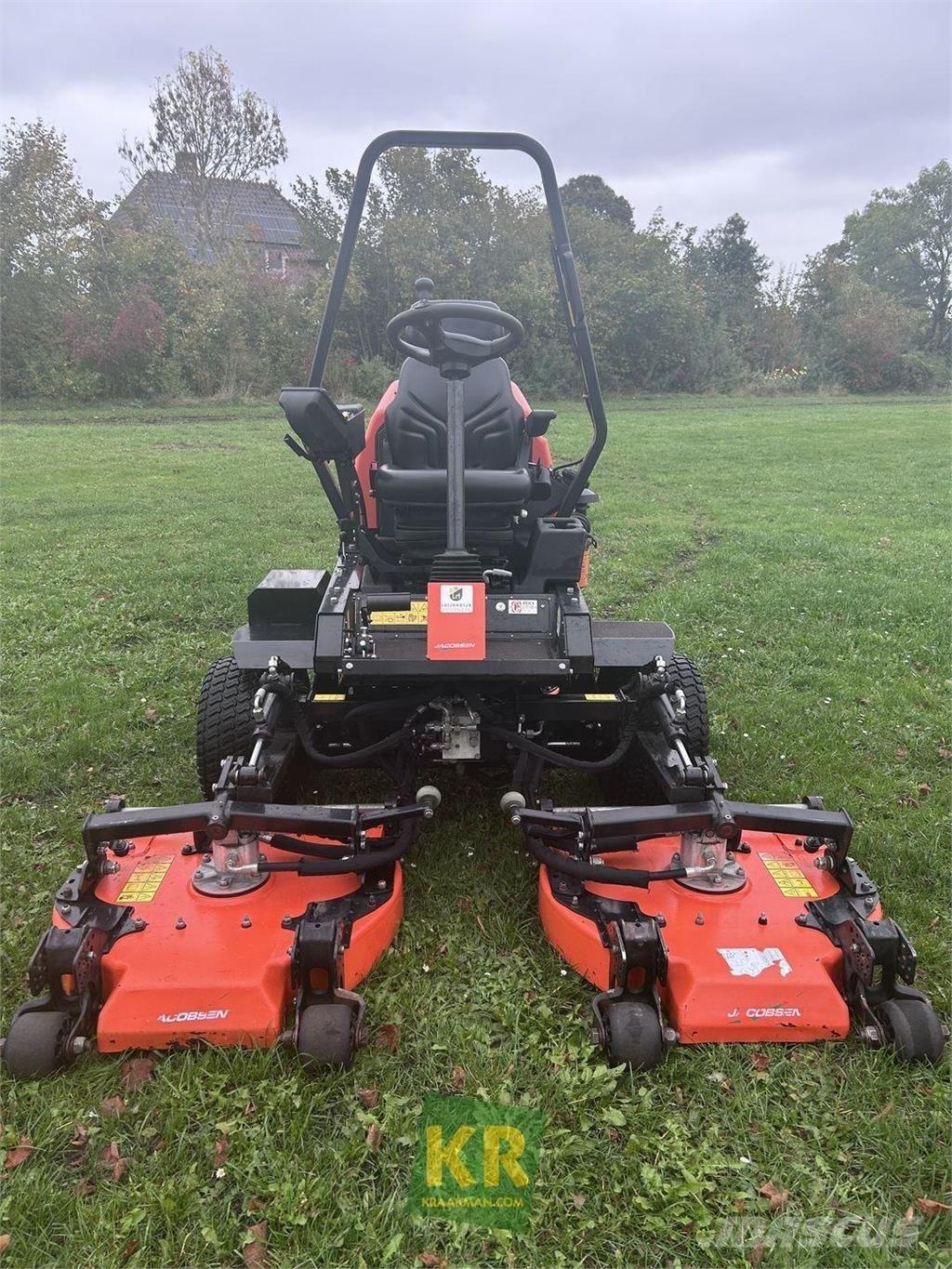 Jacobsen AR331 长草、修正和环绕割草机