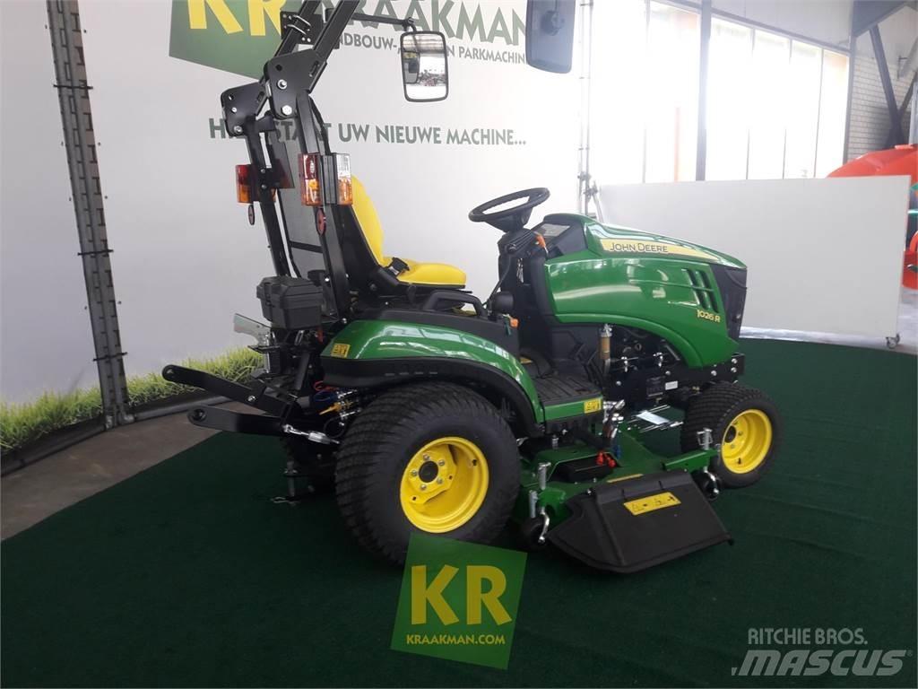 John Deere 1026R 小型拖拉机