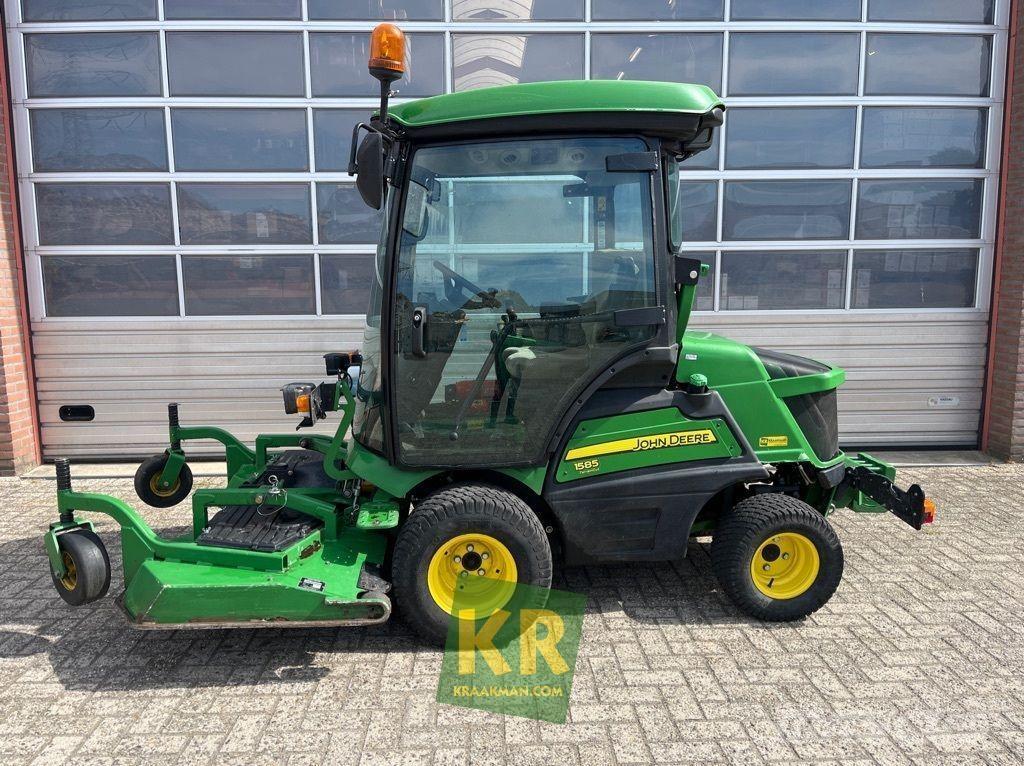 John Deere 1585 割草机