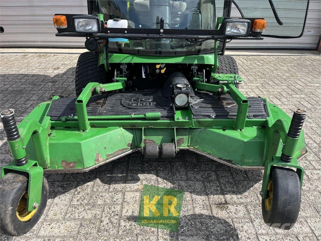 John Deere 1585 割草机