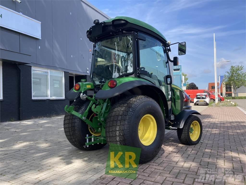 John Deere 3046R 小型拖拉机
