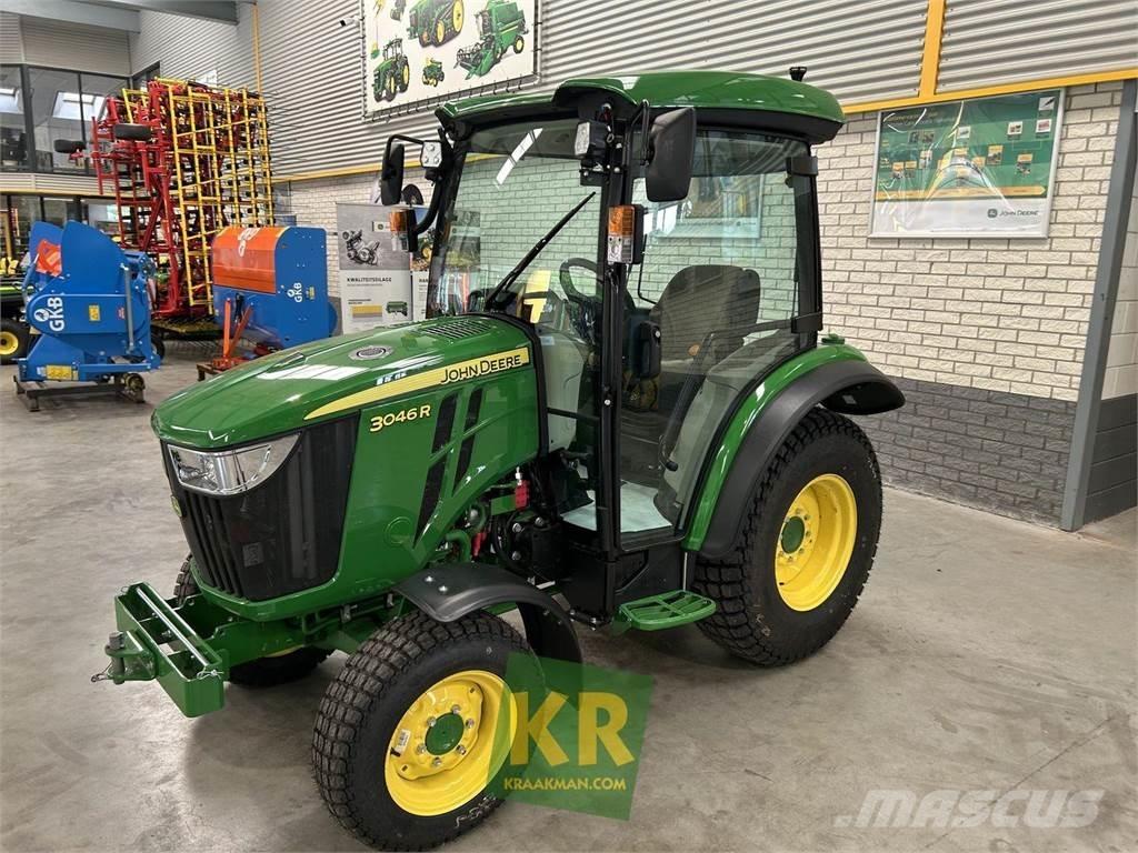 John Deere 3046R 小型拖拉机