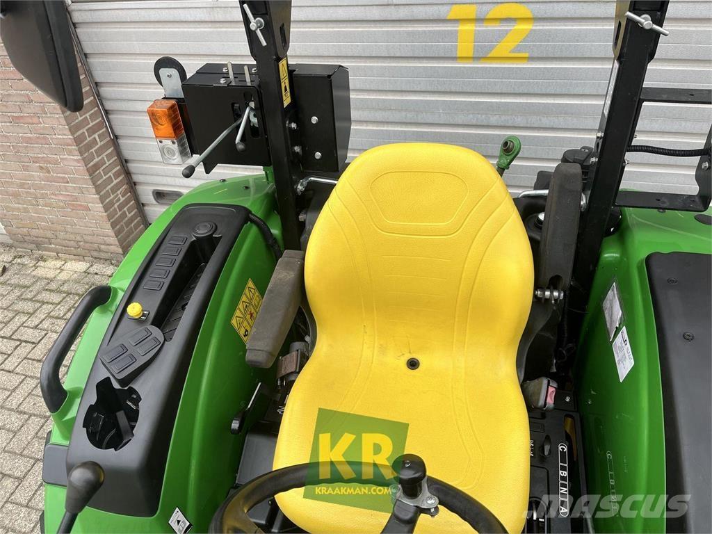 John Deere 4049M 小型拖拉机