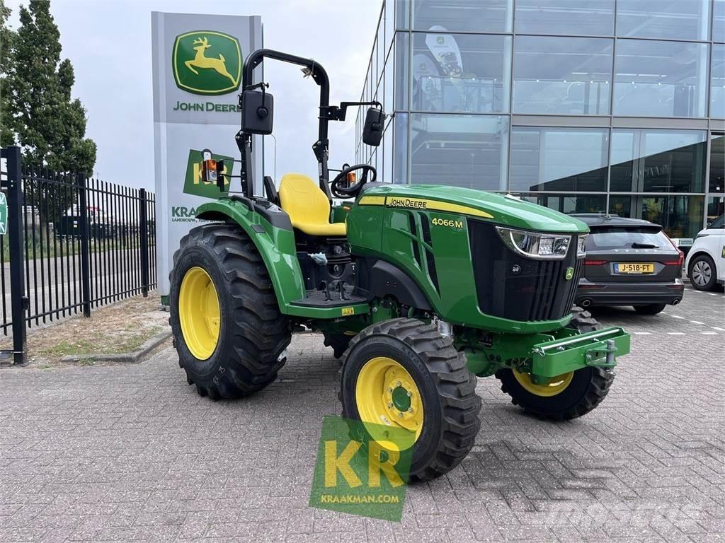 John Deere 4066M 小型拖拉机