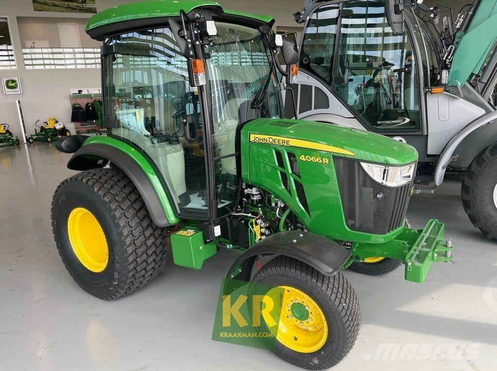 John Deere 4066R 小型拖拉机