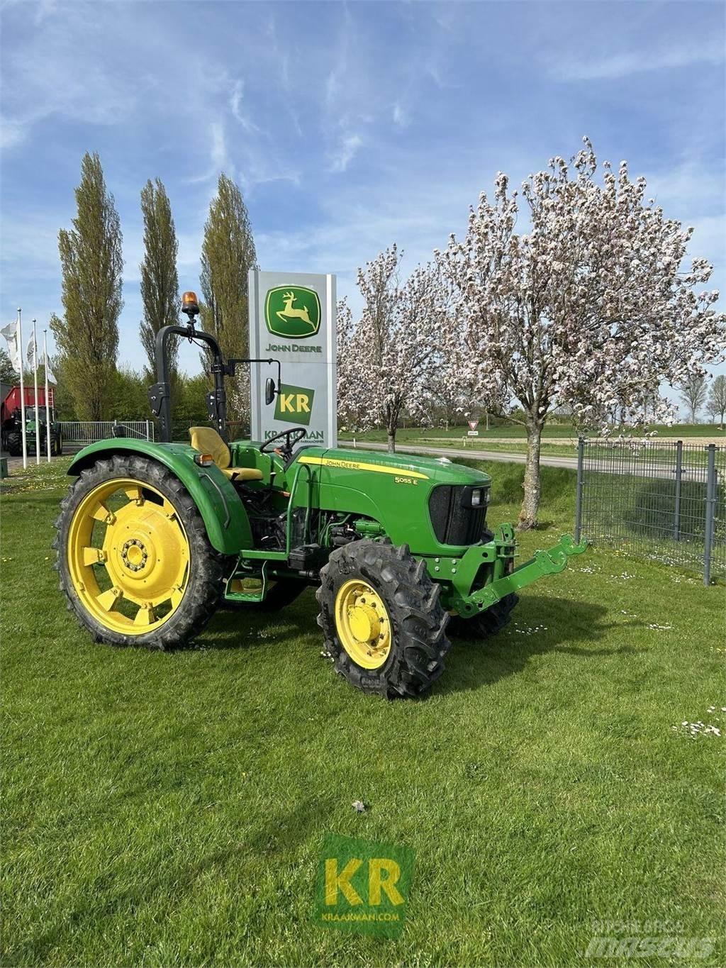 John Deere 5055E 拖拉机/农用车