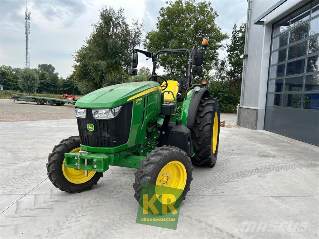 John Deere 5090M 拖拉机/农用车