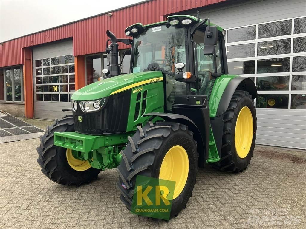 John Deere 6090M 拖拉机/农用车