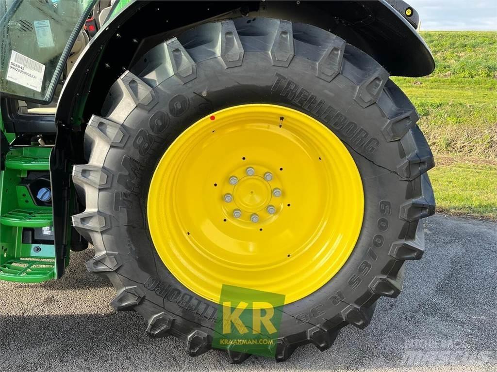John Deere 6120M 拖拉机/农用车