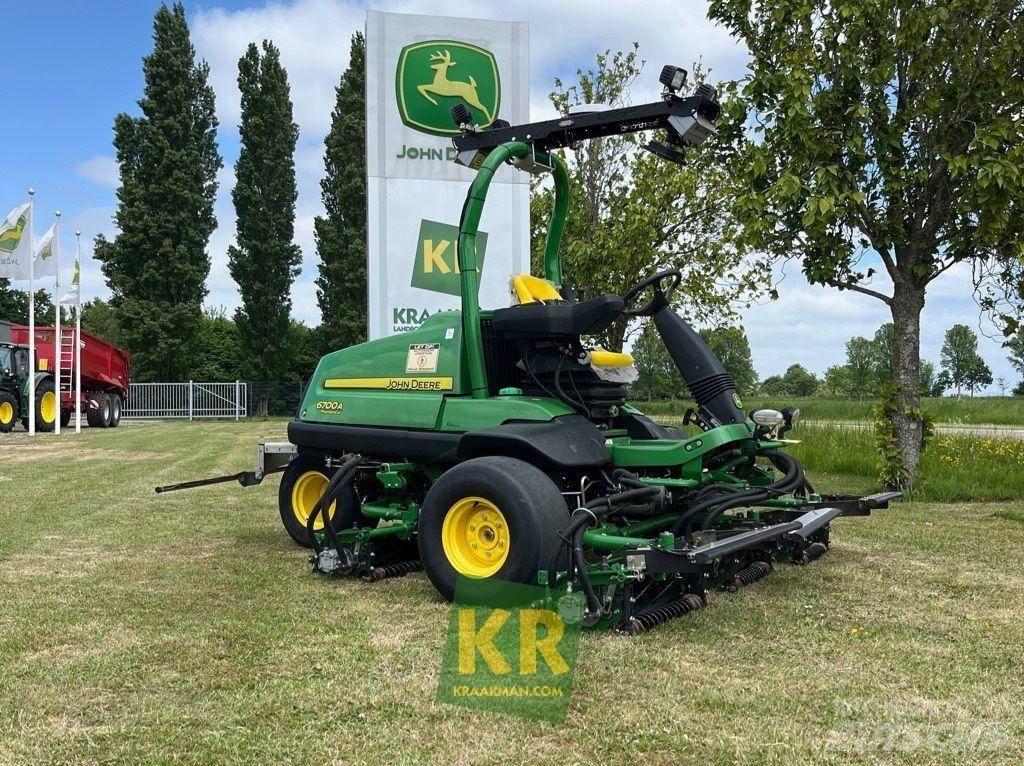 John Deere 6700A 果岭剪草机