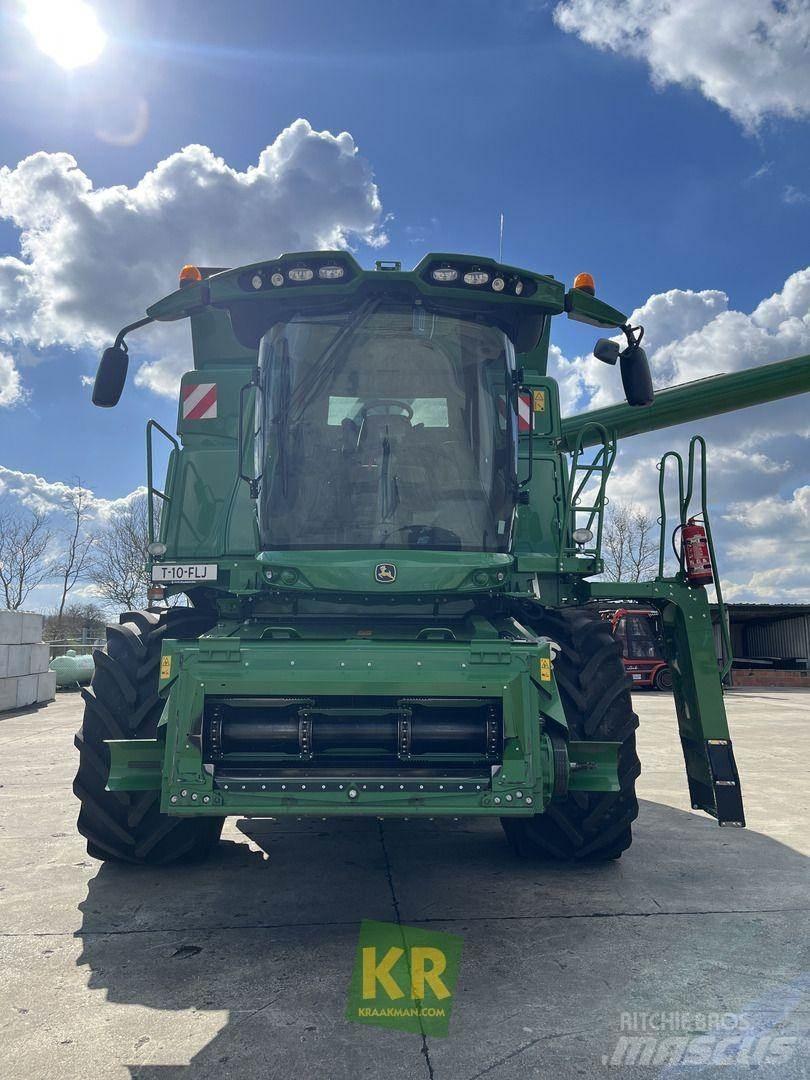 John Deere T660 联合收割机