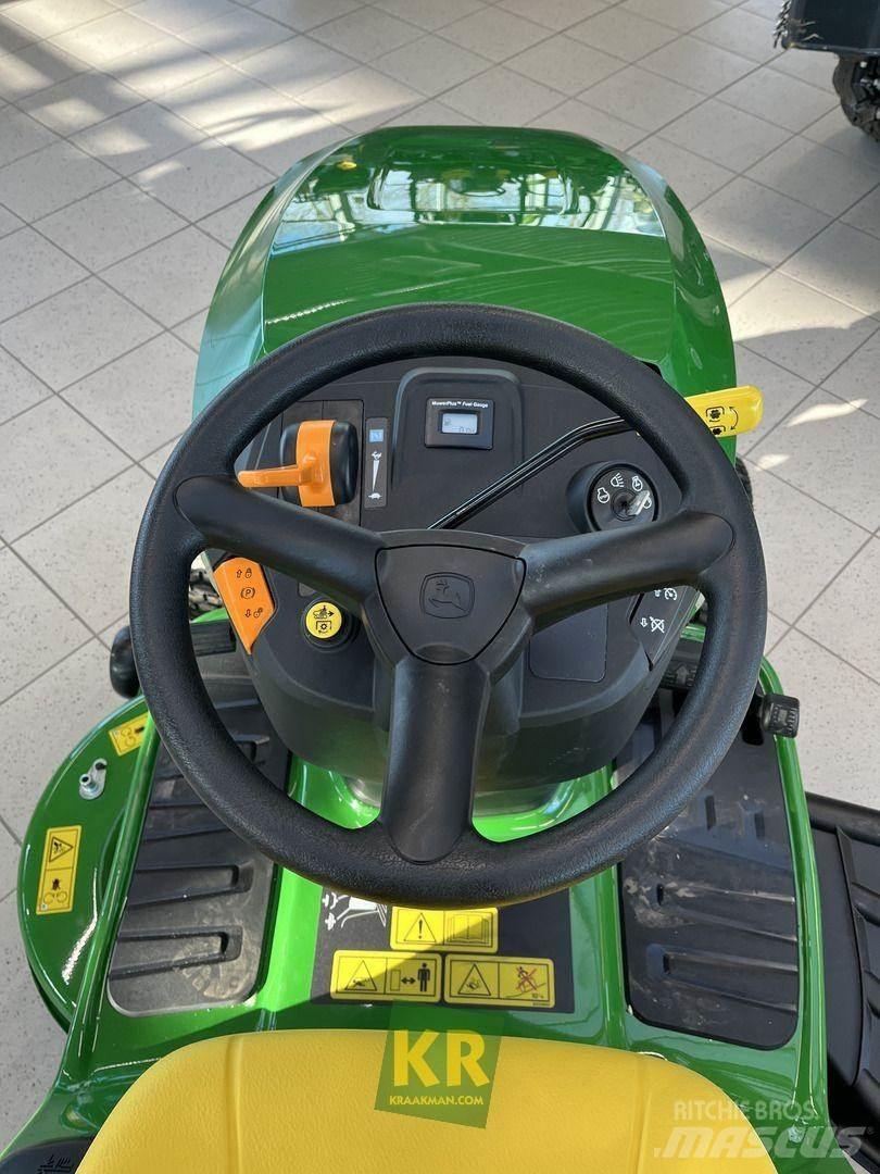 John Deere X127 骑乘式割草机