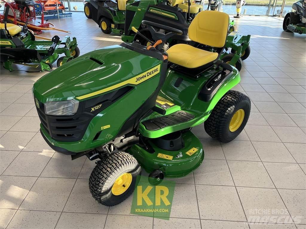 John Deere X127 骑乘式割草机