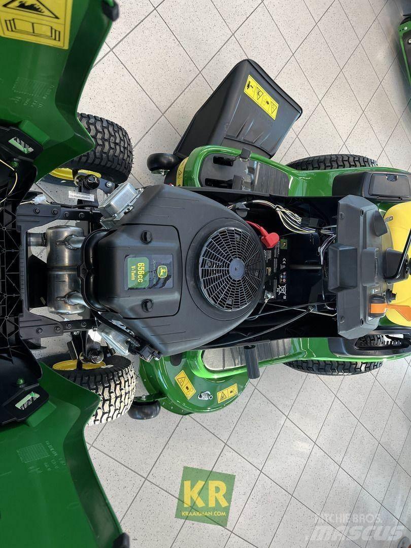 John Deere X127 骑乘式割草机