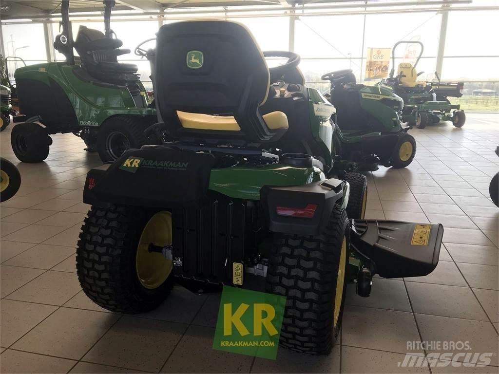 John Deere X167 骑乘式割草机