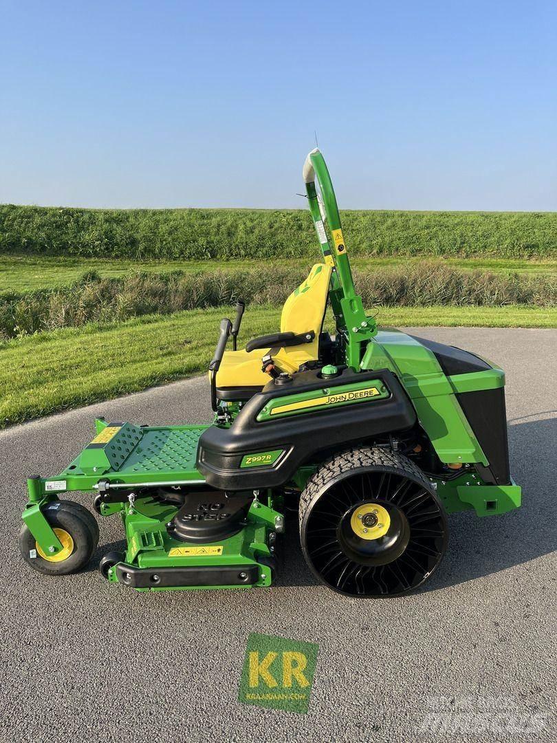 John Deere Z997R 骑乘式割草机
