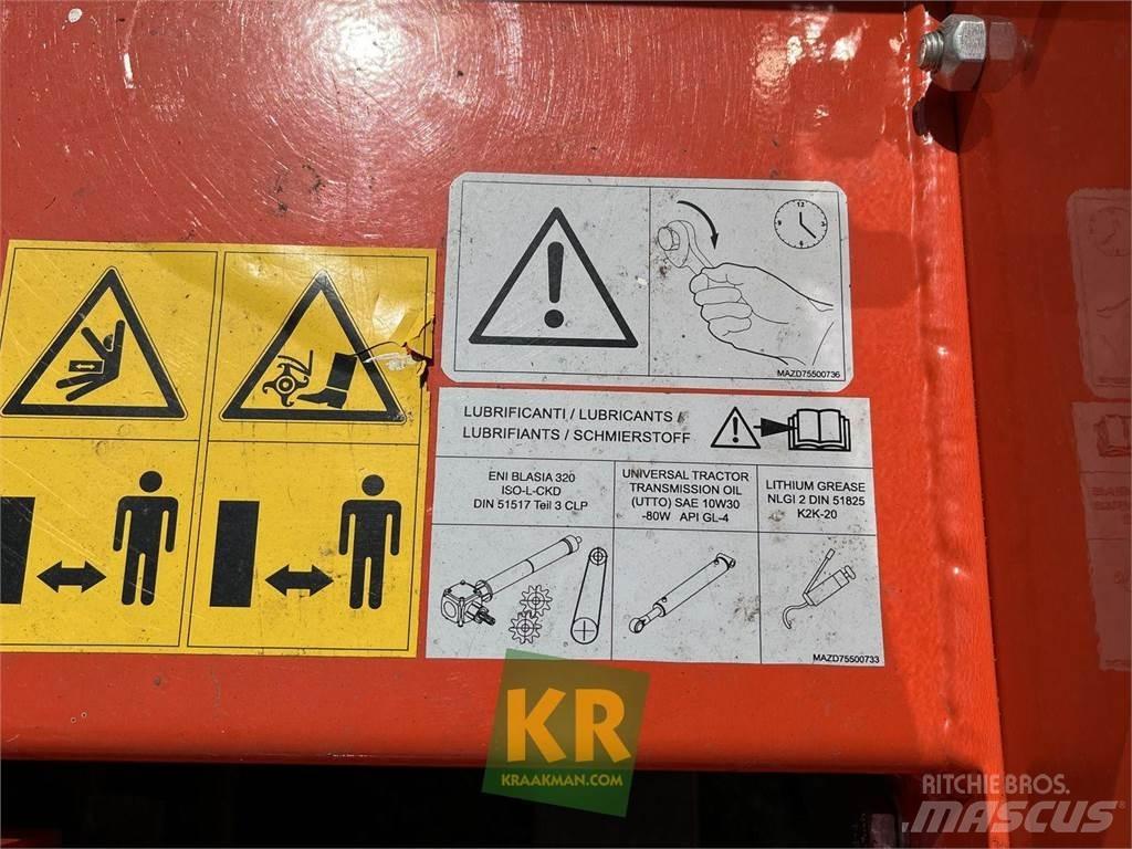 Kubota RTZ4512 茎秆切割机