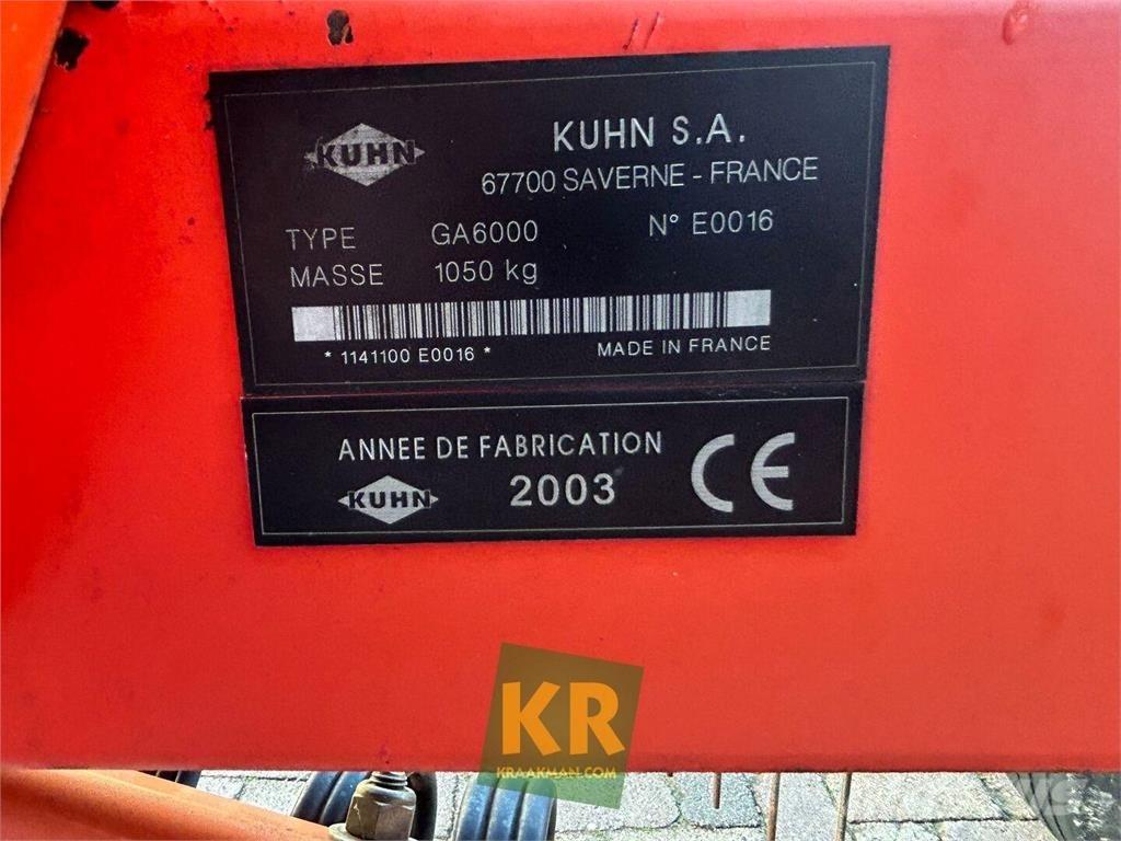 Kuhn GA 6000 犁耙和摊草机