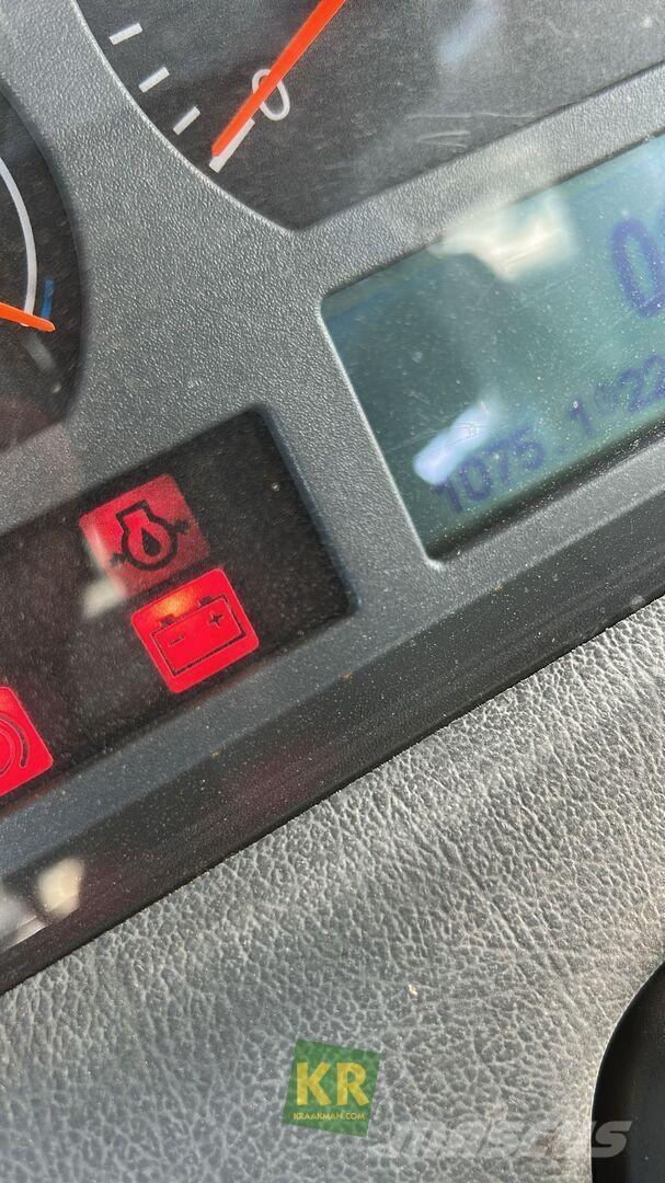 Valtra Overig 拖拉机/农用车