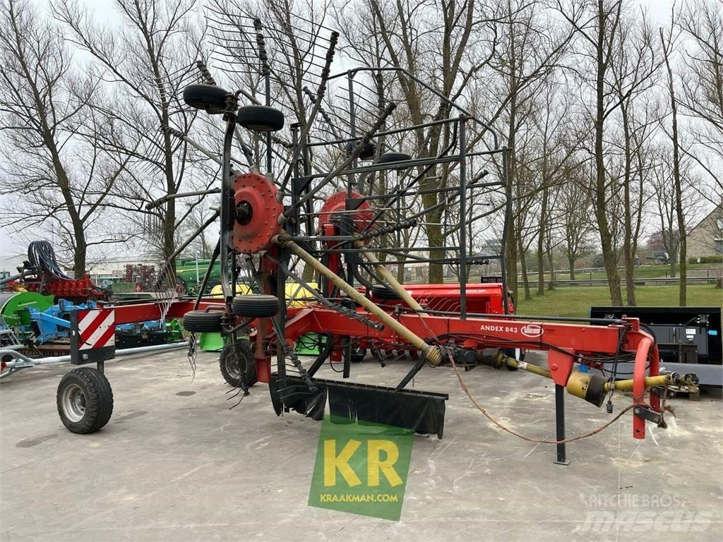 Vicon Andex 843 犁耙和摊草机
