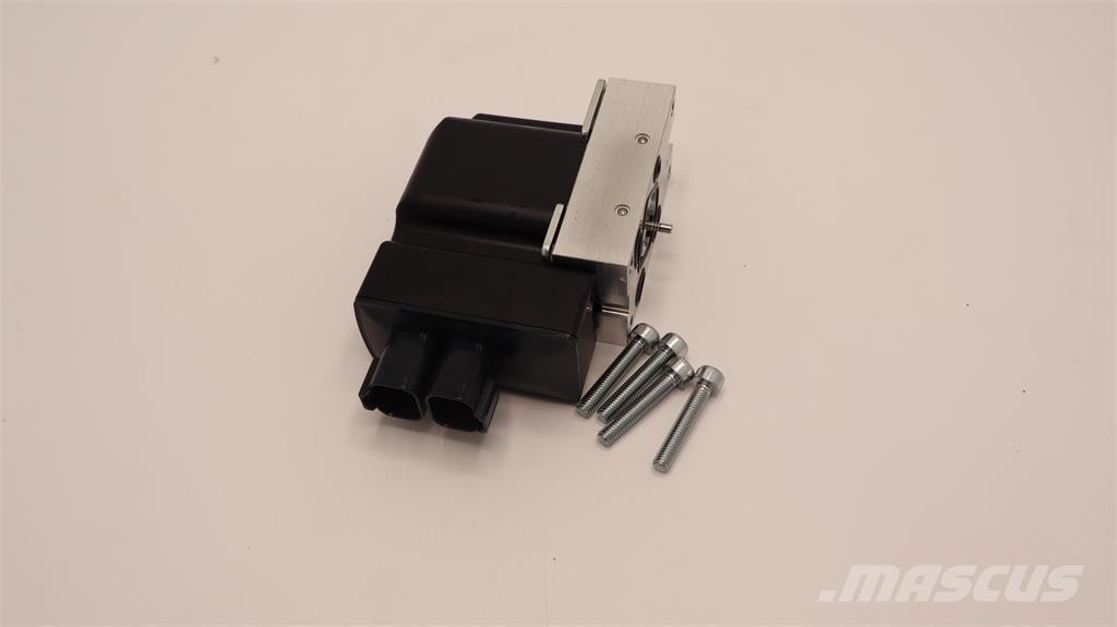Volvo AKTUATOR 底盘和悬架