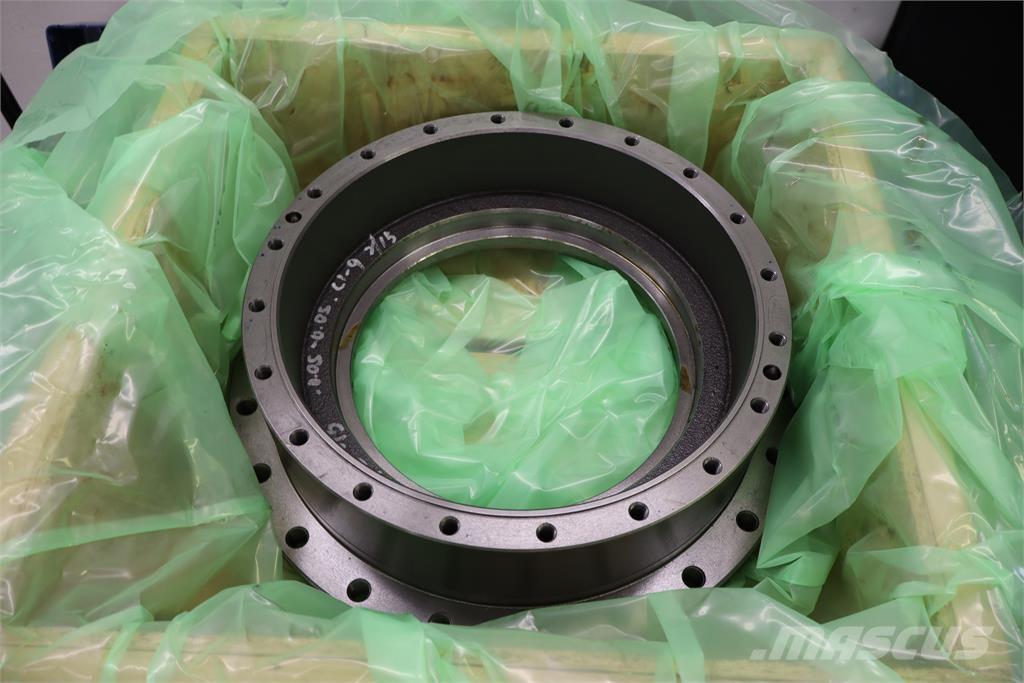 Volvo HUS 传动装置