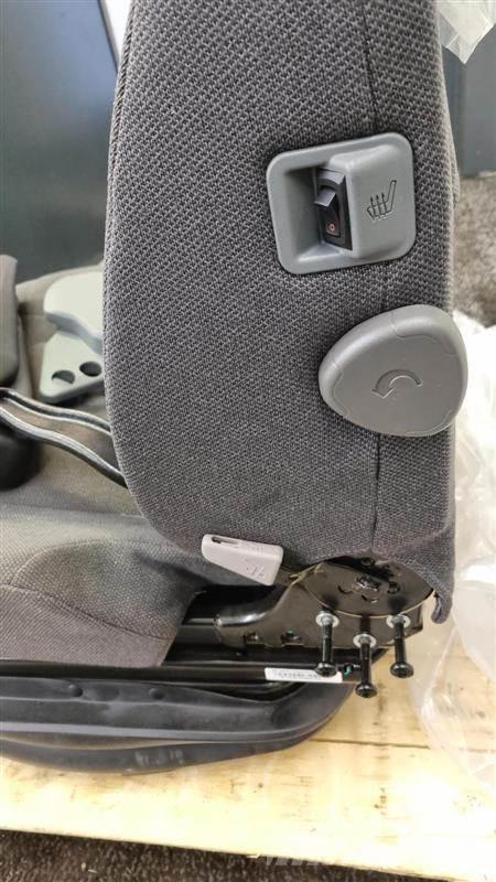 Volvo STOL 驾驶室与内部