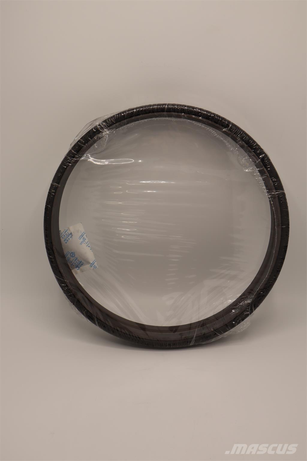 Volvo TÄTNING 传动装置