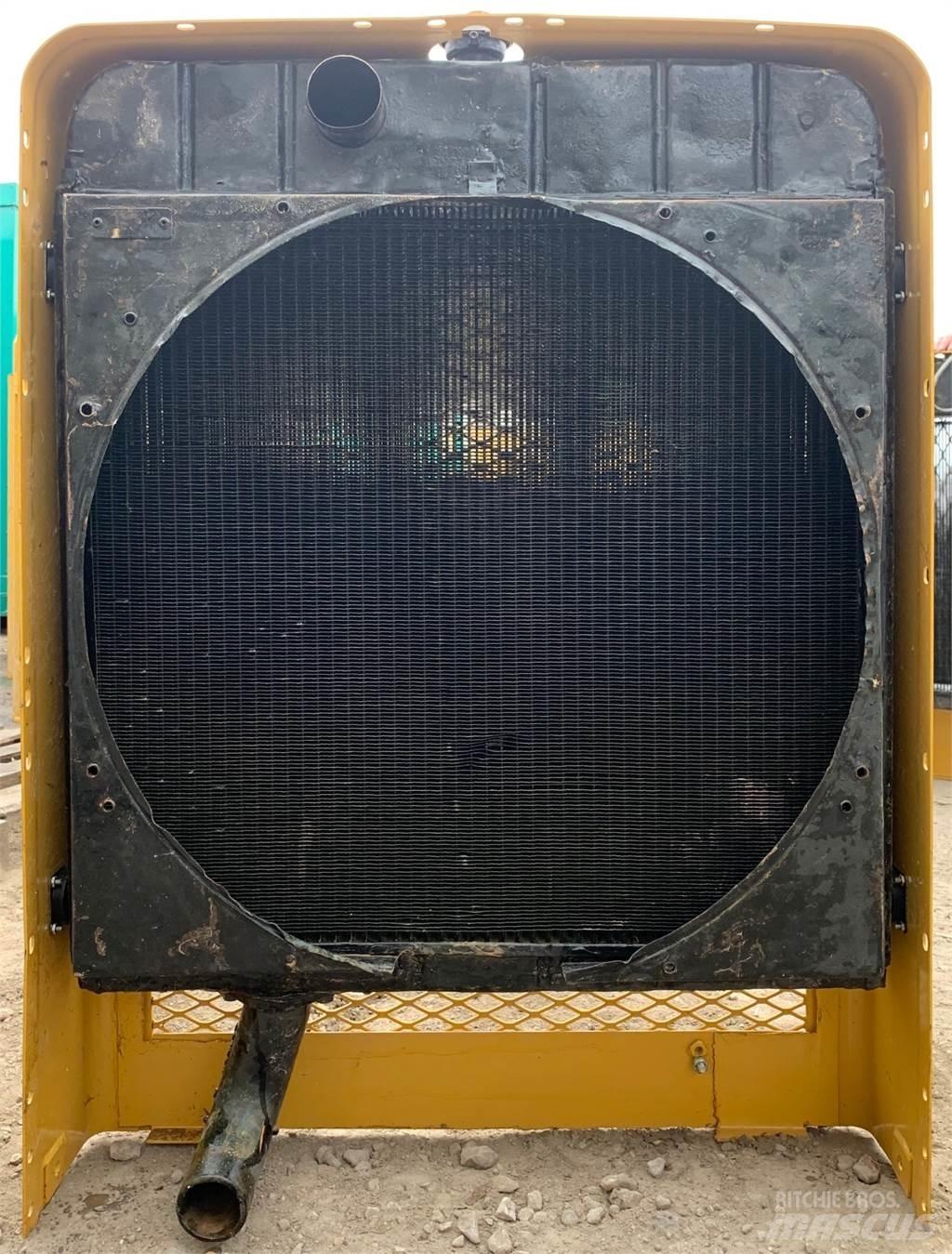 CAT 3304 散热器
