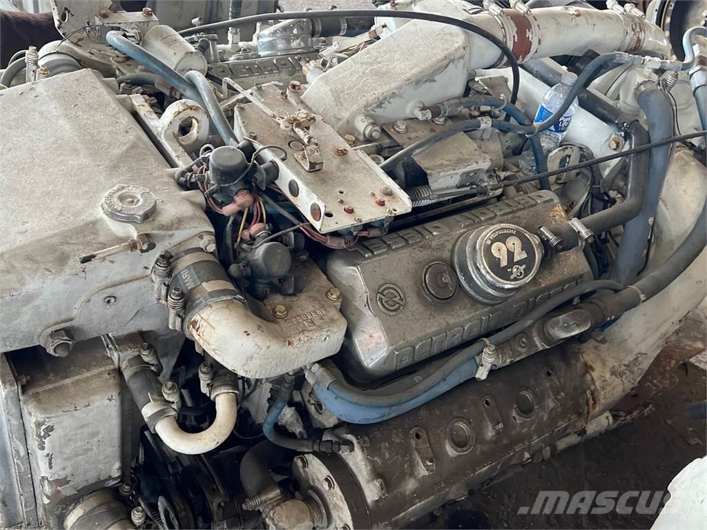 Detroit 6V92T 发动机