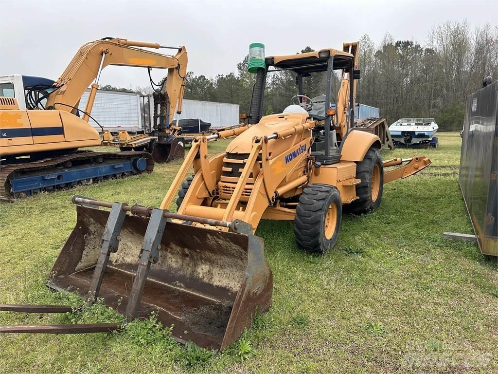 Komatsu WB140 反铲装载机