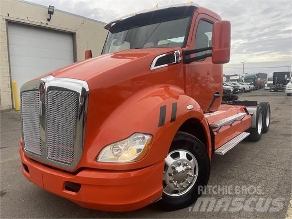 Kenworth T680 牵引车