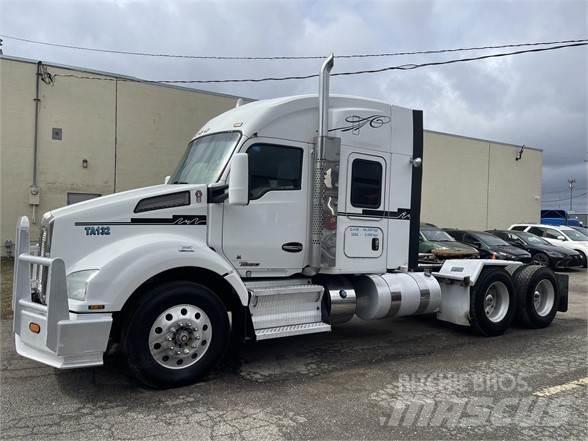 Kenworth T880 牵引车
