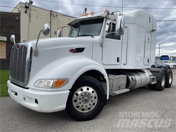 Peterbilt 386 牵引车