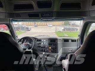 Peterbilt 579 牵引车