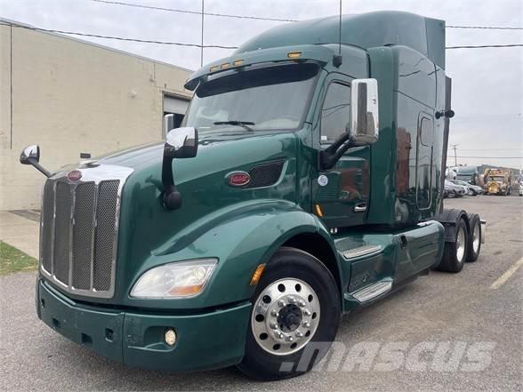 Peterbilt 579 牵引车