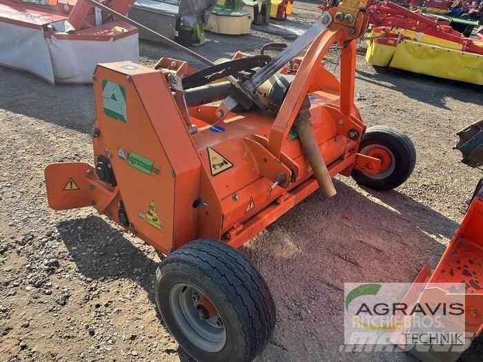 Agrimaster KAIMAN 160 牧场割草机和切顶器