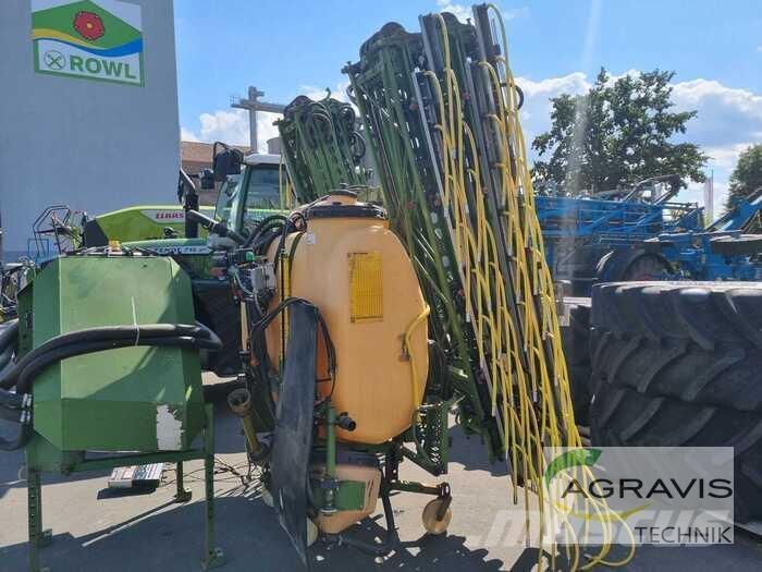 Amazone UF 1200 牵引式喷雾机