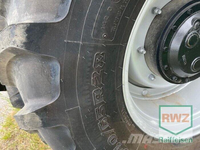 Case IH Puma 145 CVX 拖拉机/农用车