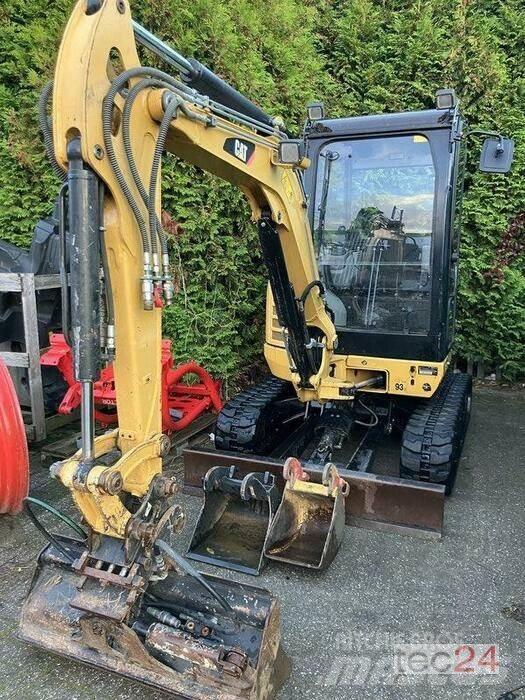 CAT 302.7 D 轮式挖掘机