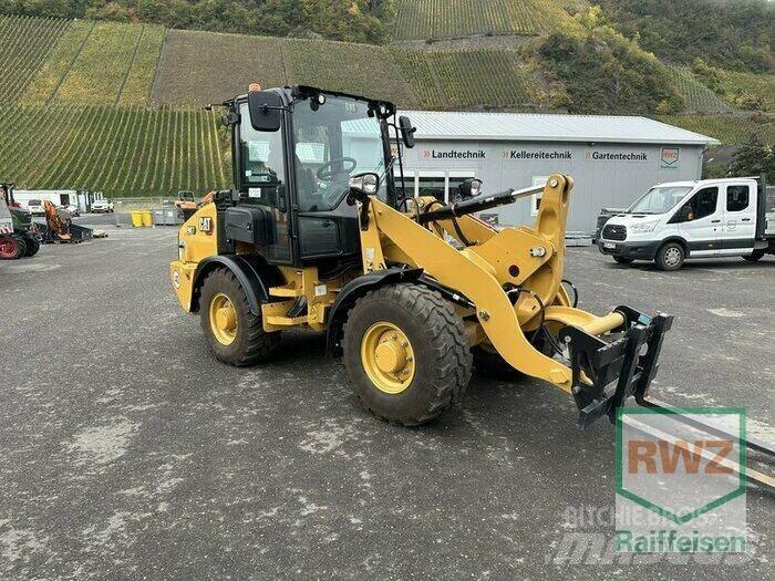CAT 907 轮式装载机