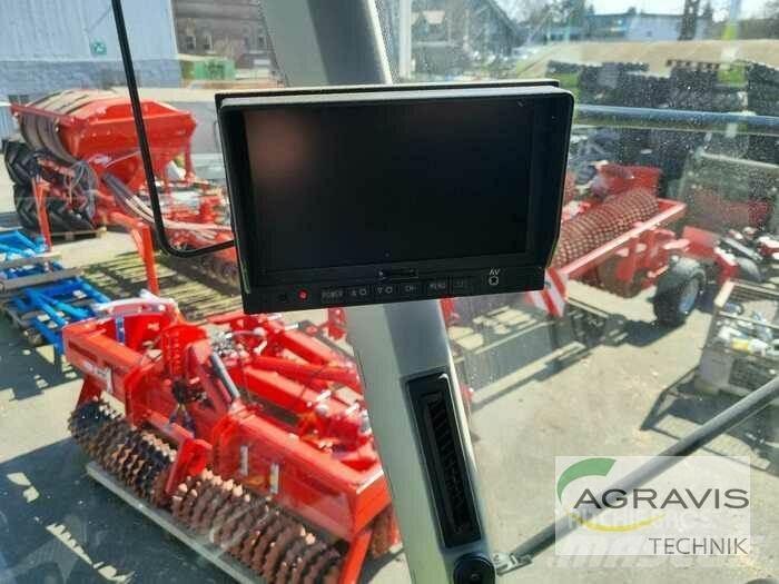 CLAAS AVERO 240 联合收割机