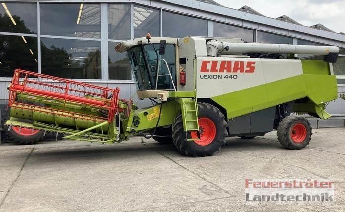 CLAAS LEXION 440 AC 联合收割机